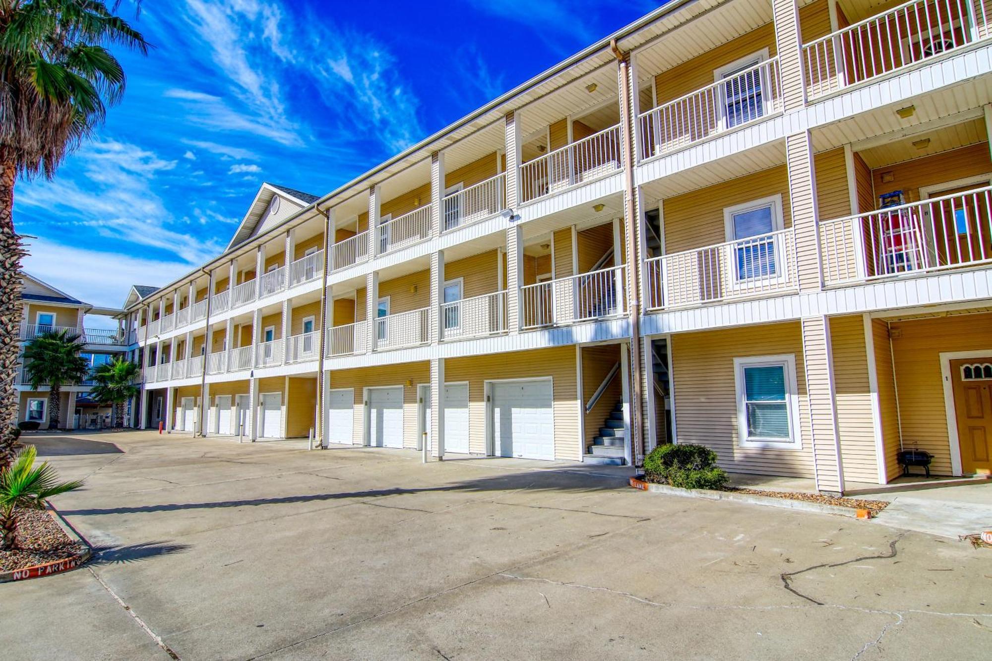 Snow Condos Corpus Christi Bilik gambar
